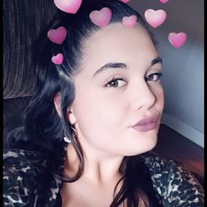 Meet your Posher, Clara